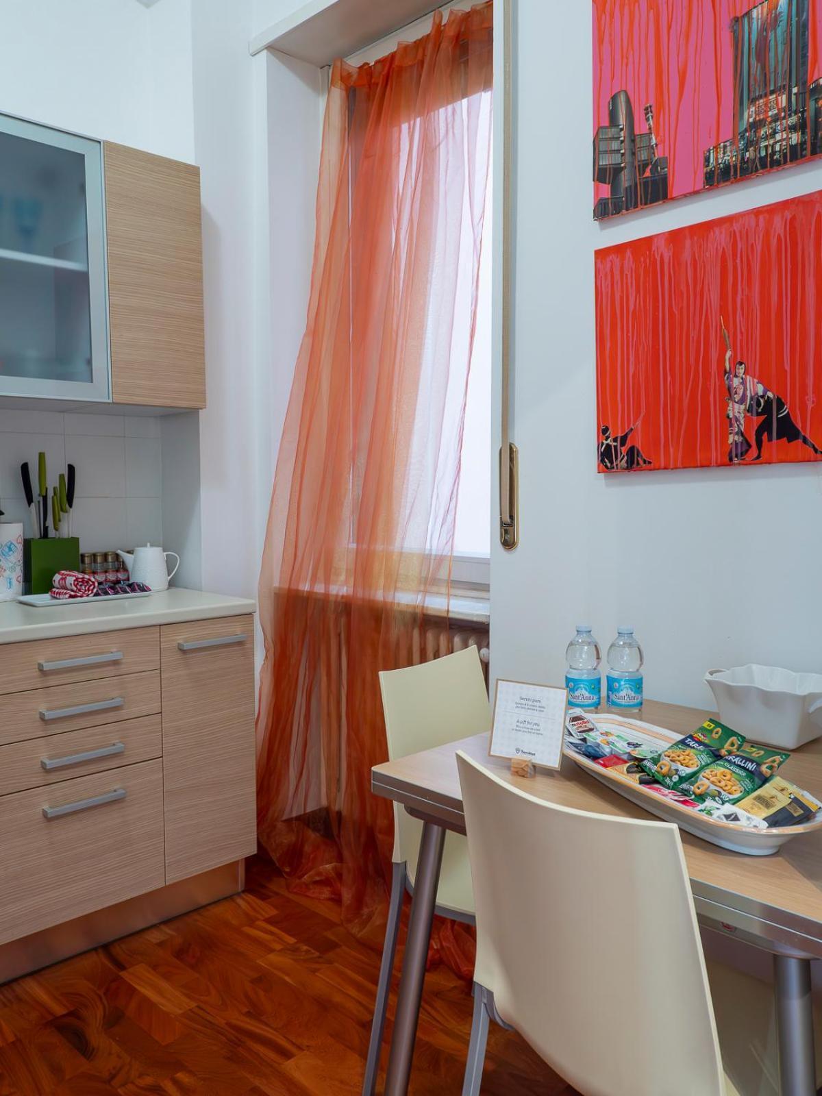 Orange Suite Milano Exteriör bild